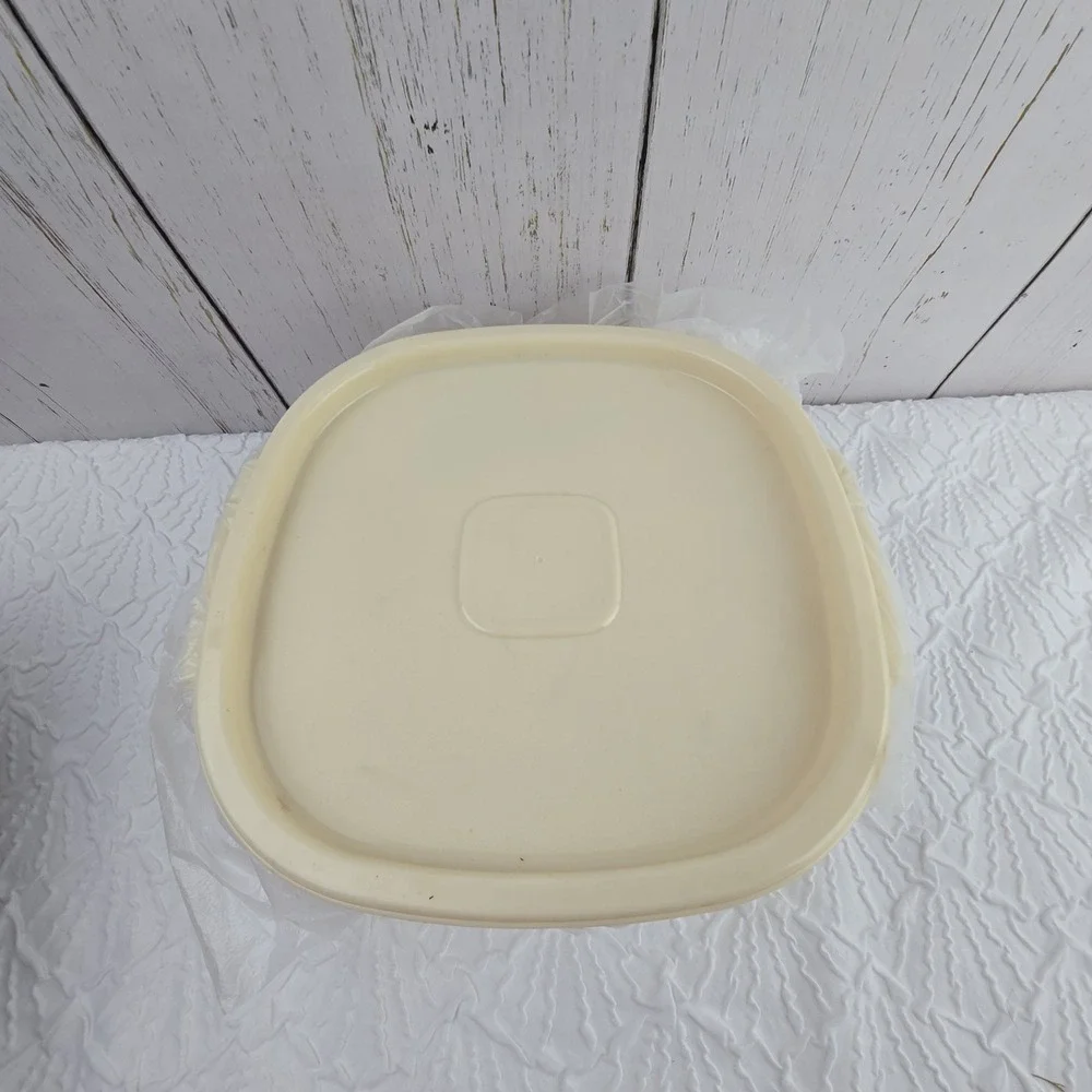 Rubbermaid Servin' Saver Set Of 3 Storage Container Nesting 2-6-12‎ Cups Vintage
